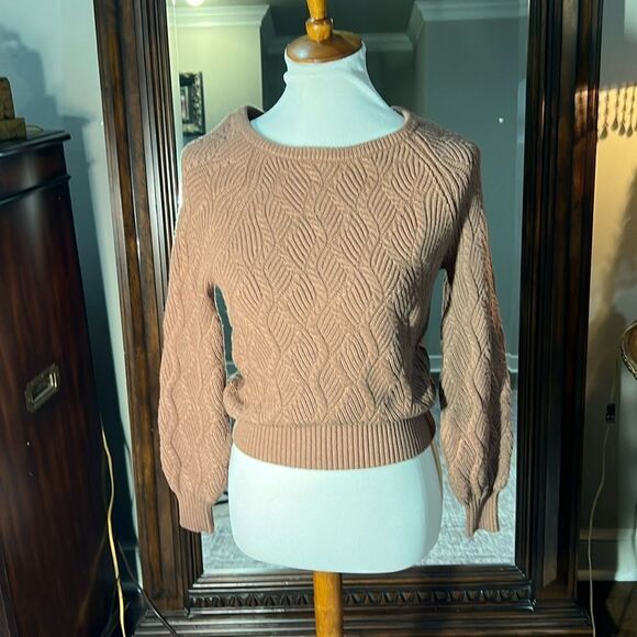 NWT MARLED Brand Sweater XS Beautiful weave. WT221 - Picture 1 of 5